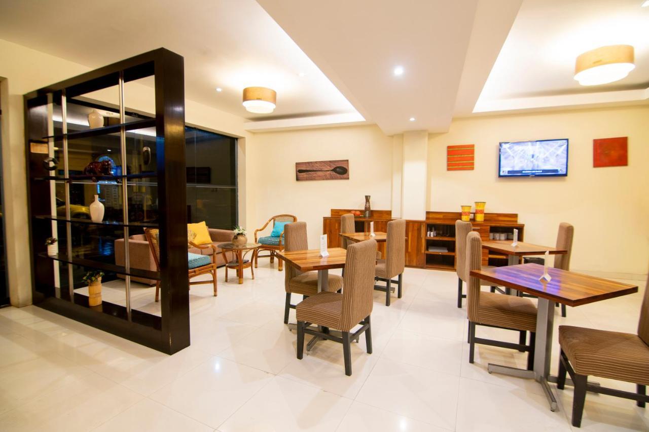 El Dorado Express Hotel Iquitos Zewnętrze zdjęcie