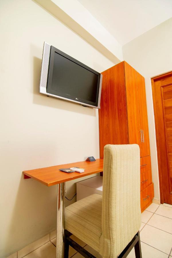 El Dorado Express Hotel Iquitos Zewnętrze zdjęcie